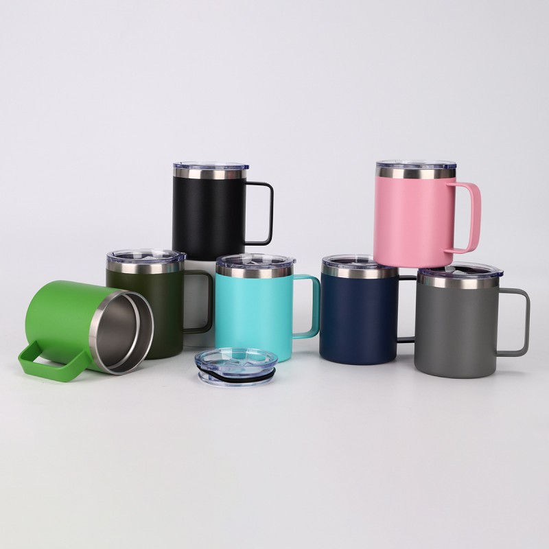 Becher mit individuellem Logo und isoliertem Edelstahlgriff