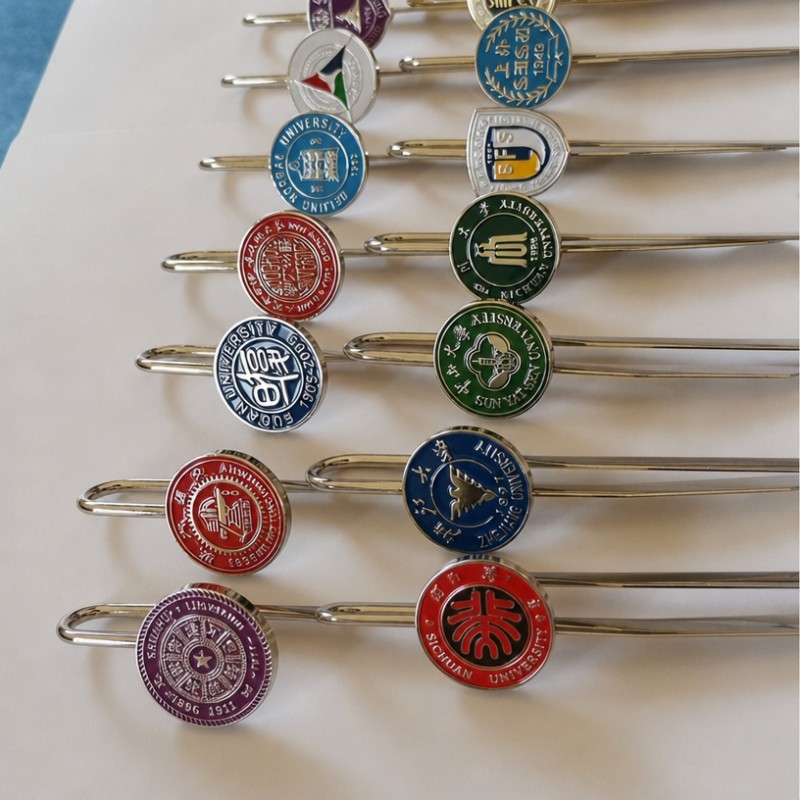 Gedenk-Lesezeichen der Universität mit individuellem Logo aus Metall