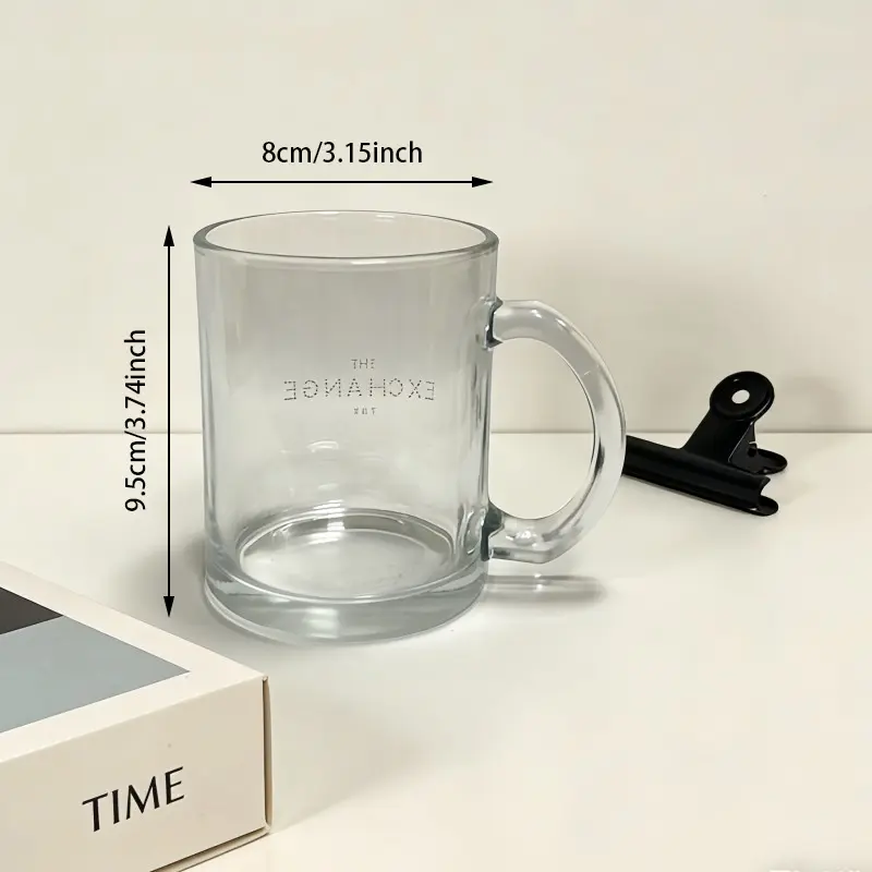 Minimalistische Premium-Glasbecher mit Henkel