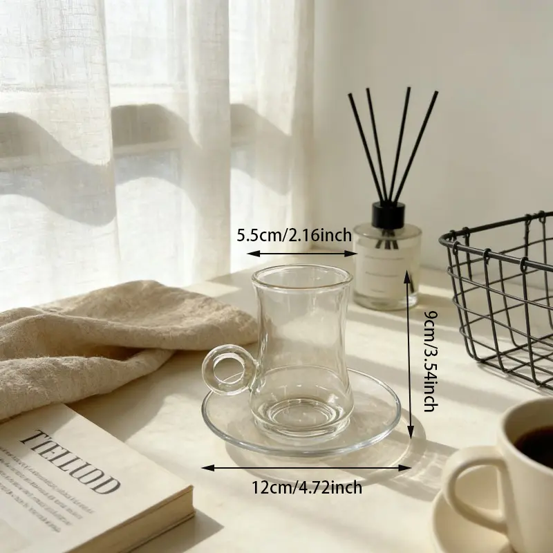 Türkisches Kaffeeglas mit Ringgriff und Untertasse