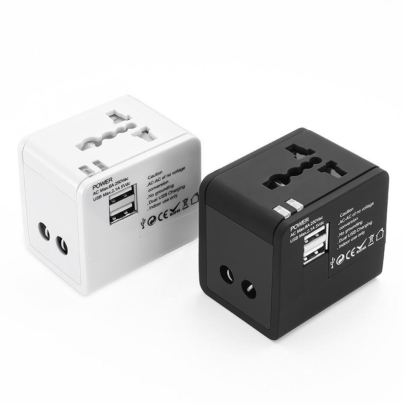 Universeller Reiseadapter mit zwei USB-Anschlüssen
